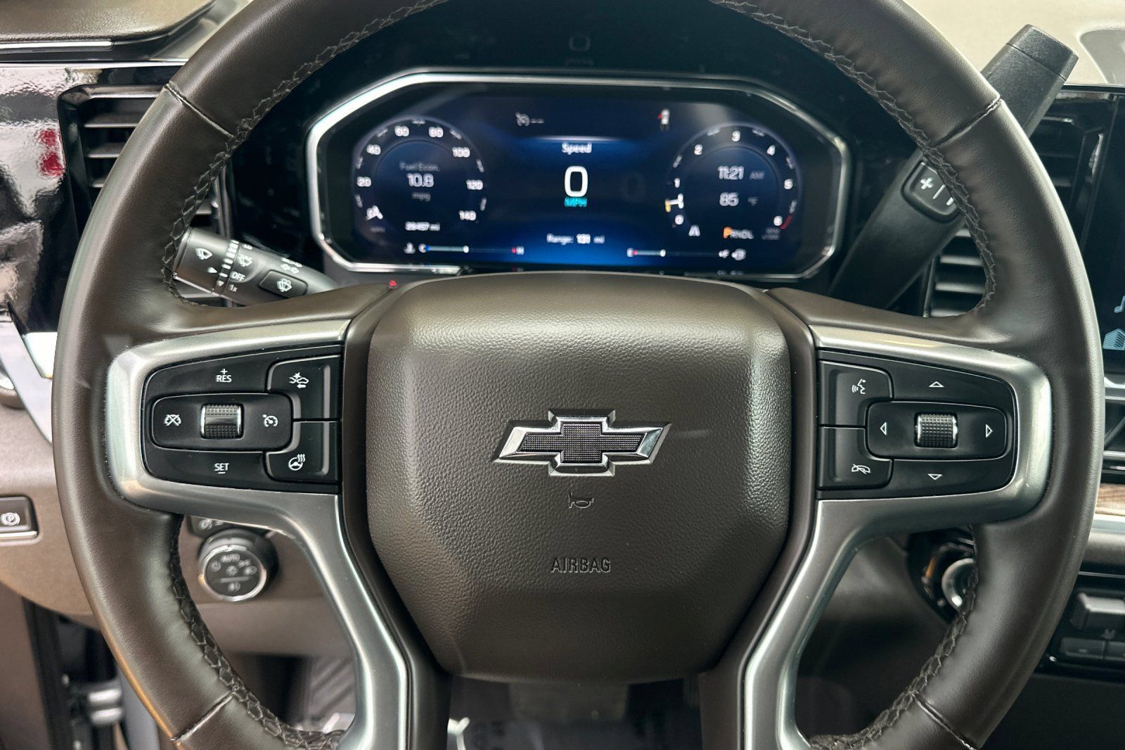 Used 2026 Chevrolet Silverado 1500 RST RWD image 30