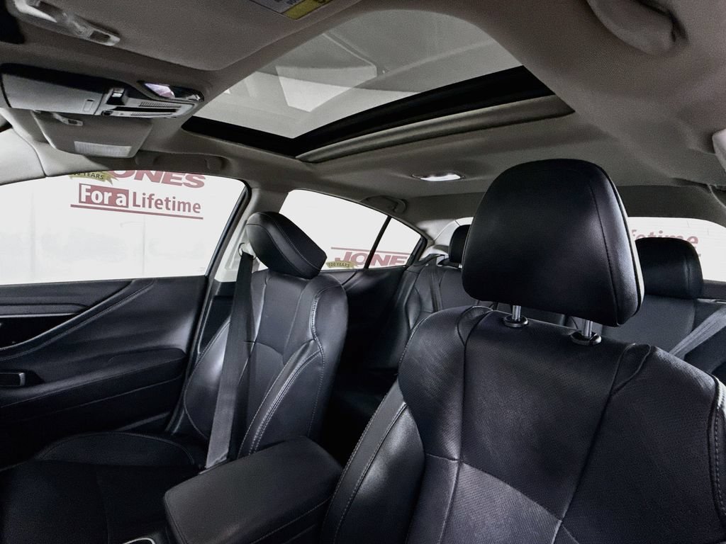 Certified 2024 Subaru Legacy Limited AWD/4WD image 11