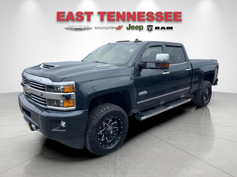 Used 2017 Chevrolet Silverado 3500 High Country w/ Duramax Plus Package image 7