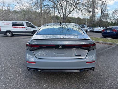 Used 2024 Honda Accord Sport image 5