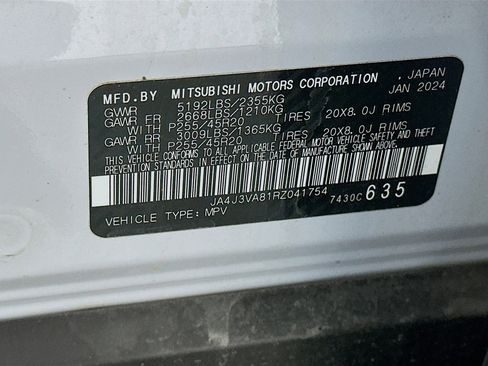 Used 2024 Mitsubishi Outlander SE image 12