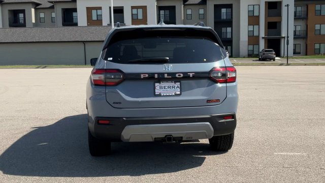 New 2026 Honda Pilot TrailSport image 7