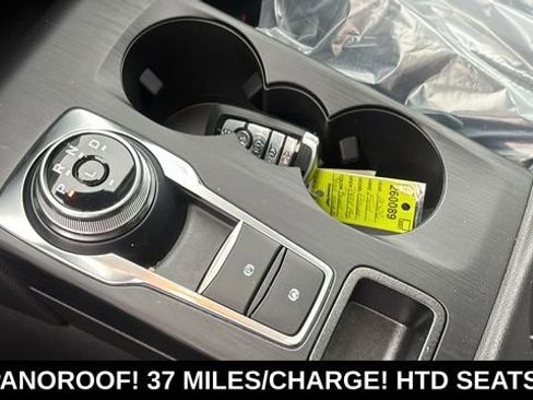 New 2026 Ford Escape SE FWD image 22