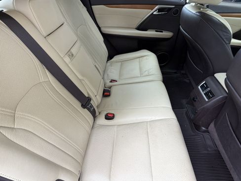 Used 2019 Lexus RX 350 AWD w/ Navigation Package image 39