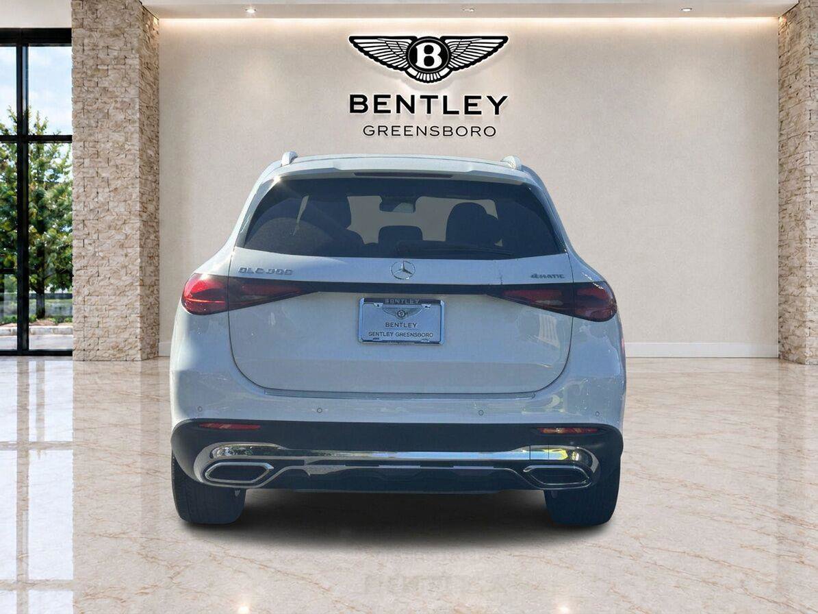 Used 2023 Mercedes-Benz GLC 300 4MATIC image 4