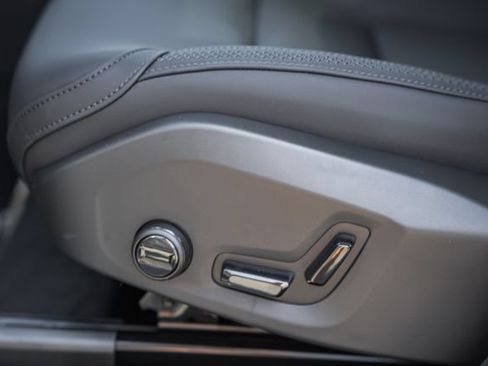 New 2027 Volvo XC90 B6 Plus AWD/4WD image 37