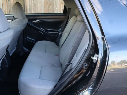 Used 2010 Toyota Matrix image 20