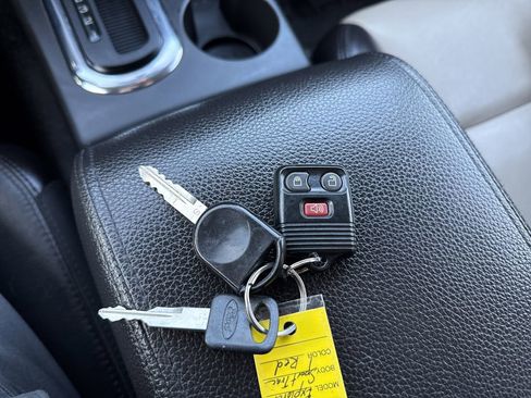 Used 2007 Ford Explorer Sport Trac Limited image 26