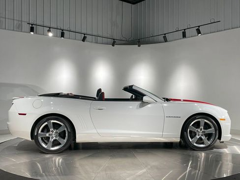 Used 2011 Chevrolet Camaro SS w/ RS Package image 4