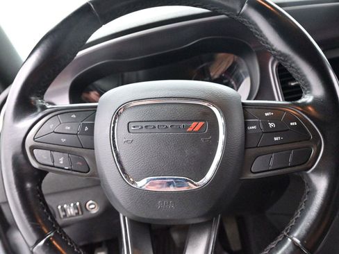 Used 2020 Dodge Charger SXT w/ Blacktop Package RWD image 16