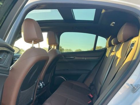 Used 2023 Alfa Romeo Stelvio Ti image 13