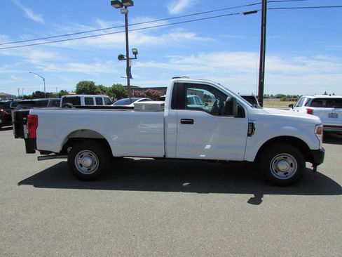 Used 2021 Ford F250 XL w/ Power Equipment Group RWD image 5