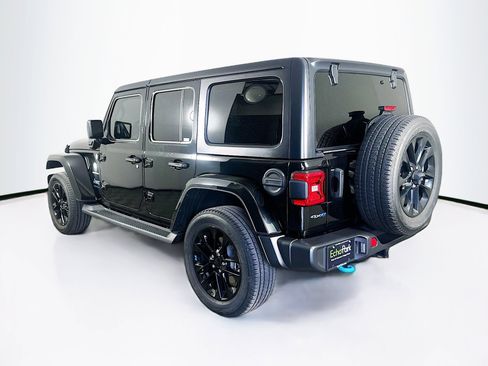 Used 2023 Jeep Wrangler Unlimited Sahara w/ Cold Weather Group AWD/4WD image 5