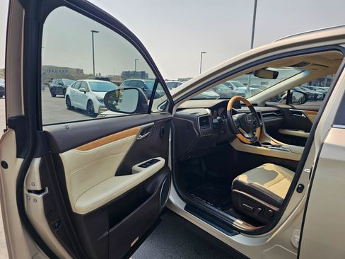Used 2018 Lexus RX 450hL Premium w/ Premium Package AWD/4WD image 18