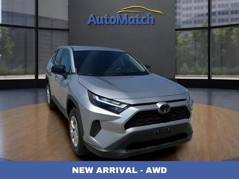 Used 2023 Toyota RAV4 LE AWD/4WD image 1