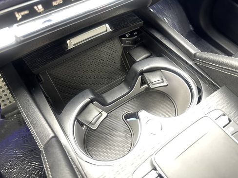 Used 2023 Mercedes-Benz GLS 580 4MATIC image 69