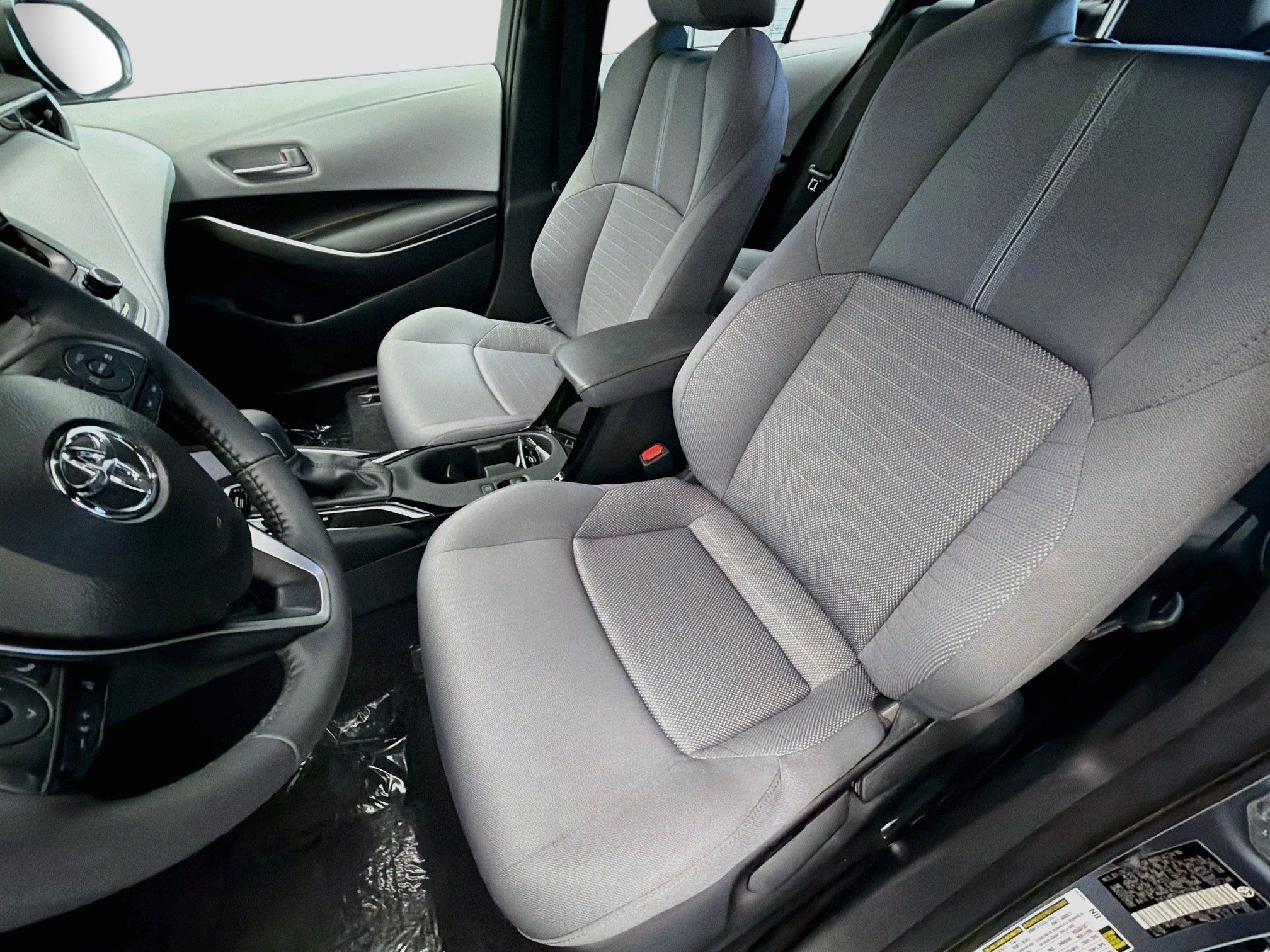 Used 2025 Toyota Corolla SE FWD image 10