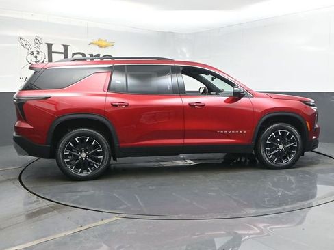 New 2026 Chevrolet Traverse LT w/ Sun and Wheel Package image 16