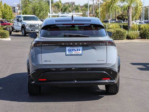 Used 2024 Nissan Ariya FWD image 5