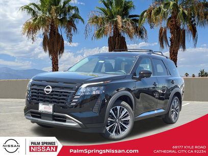 New 2026 Nissan Pathfinder Platinum w/ Accent Package
