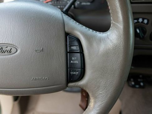 Used 2001 Ford Excursion Limited image 35