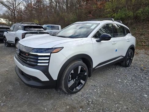 New 2026 Nissan Kicks SR w/ Cold Weather Package image 1