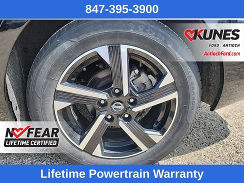 Used 2024 Nissan Sentra SV FWD image 14