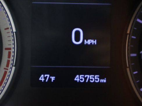 Used 2022 Hyundai Venue SEL image 19