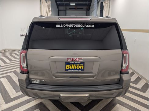 Used 2019 GMC Yukon SLT w/ HD Trailering Package AWD/4WD image 26