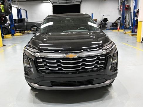 New 2026 Chevrolet Equinox LT w/ Convenience Package II image 2