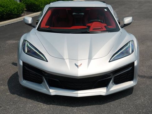 Used 2023 Chevrolet Corvette Z06 w/ Chrome Exterior Badge Package RWD image 30