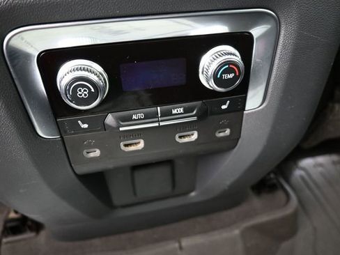 Used 2021 GMC Yukon XL Denali w/ Denali Ultimate Package image 28