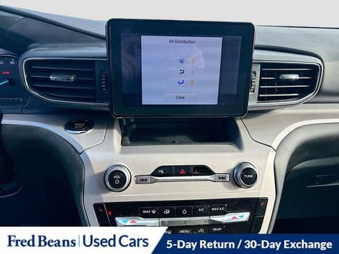 Certified 2023 Ford Explorer XLT w/ Equipment Group 202A image 17