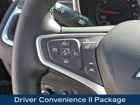 Used 2023 Chevrolet Equinox Premier AWD/4WD image 7