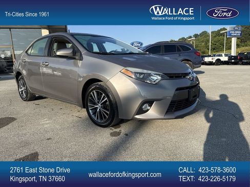 Used 2016 Toyota Corolla LE FWD image 1