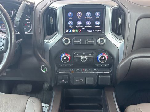 Used 2021 GMC Sierra 1500 SLT image 3