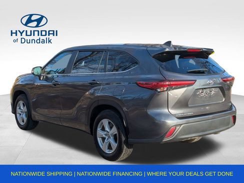 Used 2023 Toyota Highlander L image 3