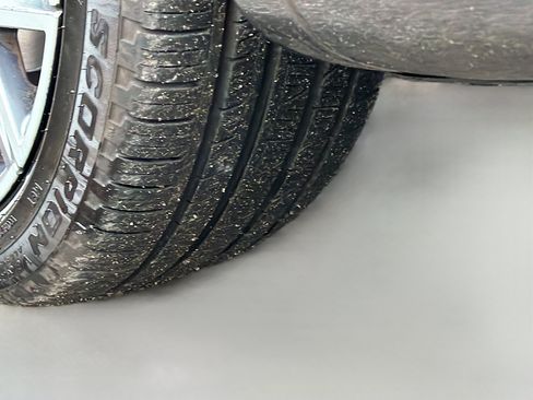 Used 2023 Maserati Levante GT AWD/4WD image 44