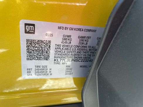 Used 2025 Chevrolet Trax RS w/ Sunroof Package image 18