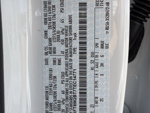New 2026 Ford F250 XLT w/ XLT Premium Package image 44