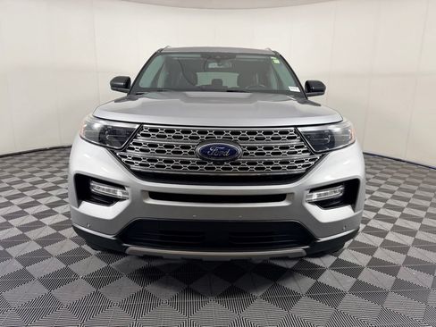 Used 2022 Ford Explorer Limited AWD/4WD image 5