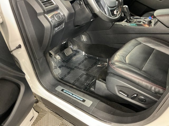 Used 2016 Ford Explorer Sport AWD/4WD image 16