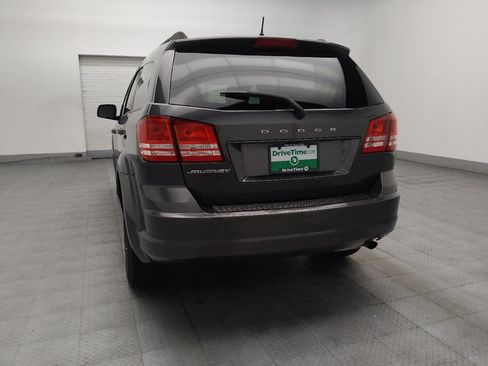 Used 2020 Dodge Journey SE w/ SE Popular Equipment Group FWD image 6