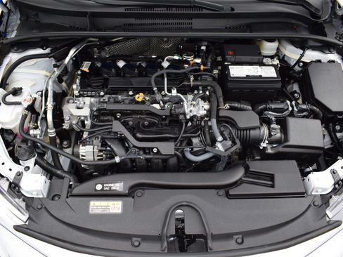 Used 2025 Toyota Corolla LE w/ Convenience Package FWD image 9