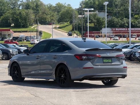 Used 2025 Honda Civic Sport image 5