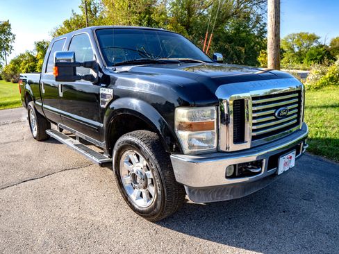 Used 2009 Ford F250 Lariat image 10