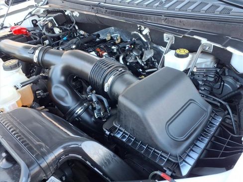 Used 2024 Ford Expedition Limited image 29