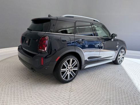 Used 2024 MINI Cooper Countryman S FWD image 9