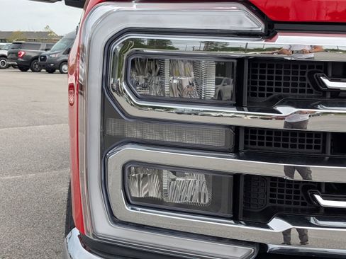 New 2025 Ford F350 Lariat image 8
