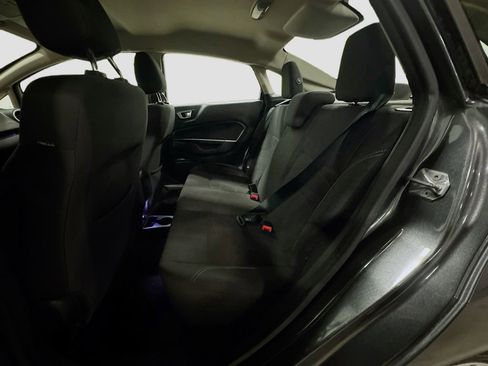 Used 2016 Ford Fiesta SE image 25
